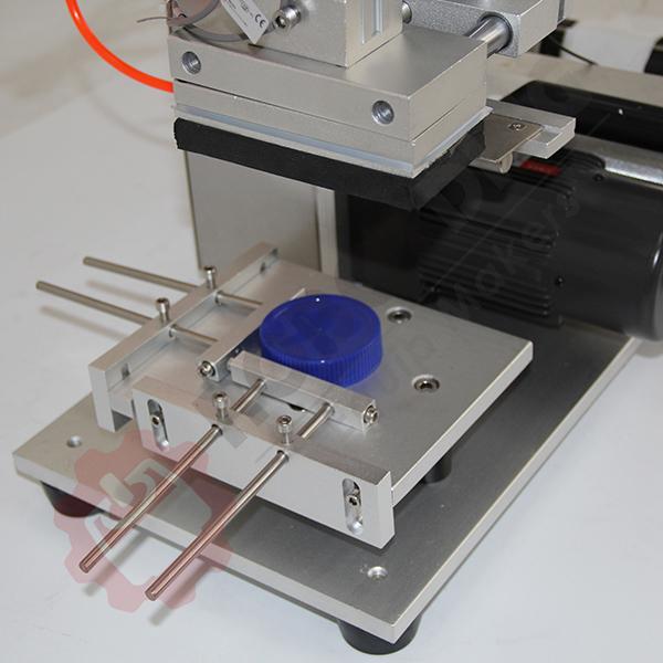 LT60 Desktop Flat Labeling Machine RobotDigg