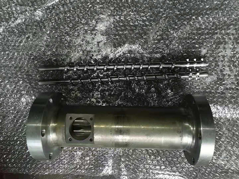 small size parallel twin screw