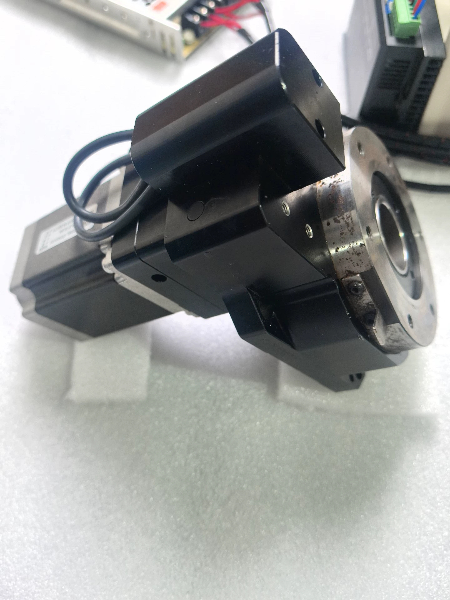 rotary actuator