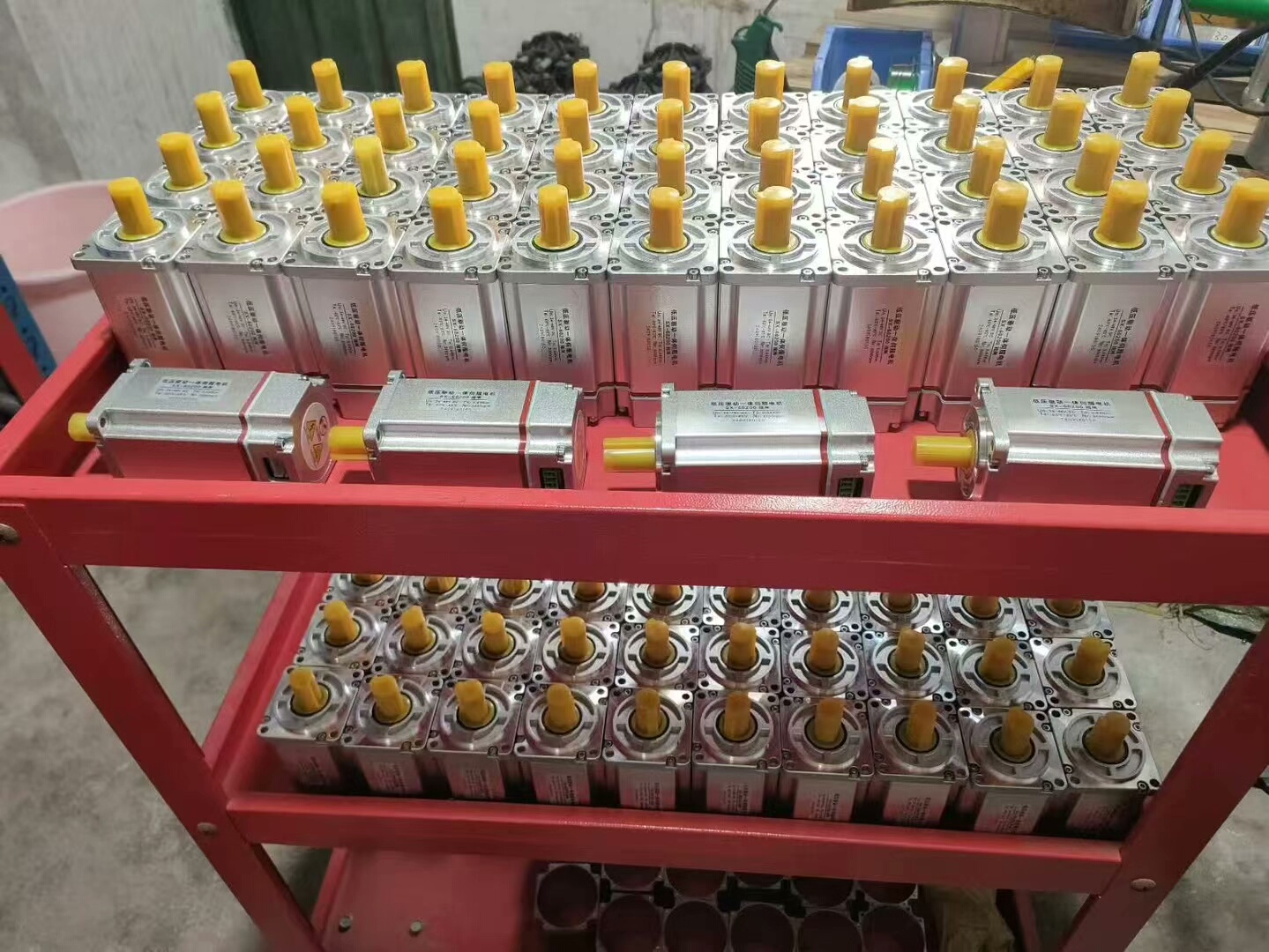 low voltage servo motor