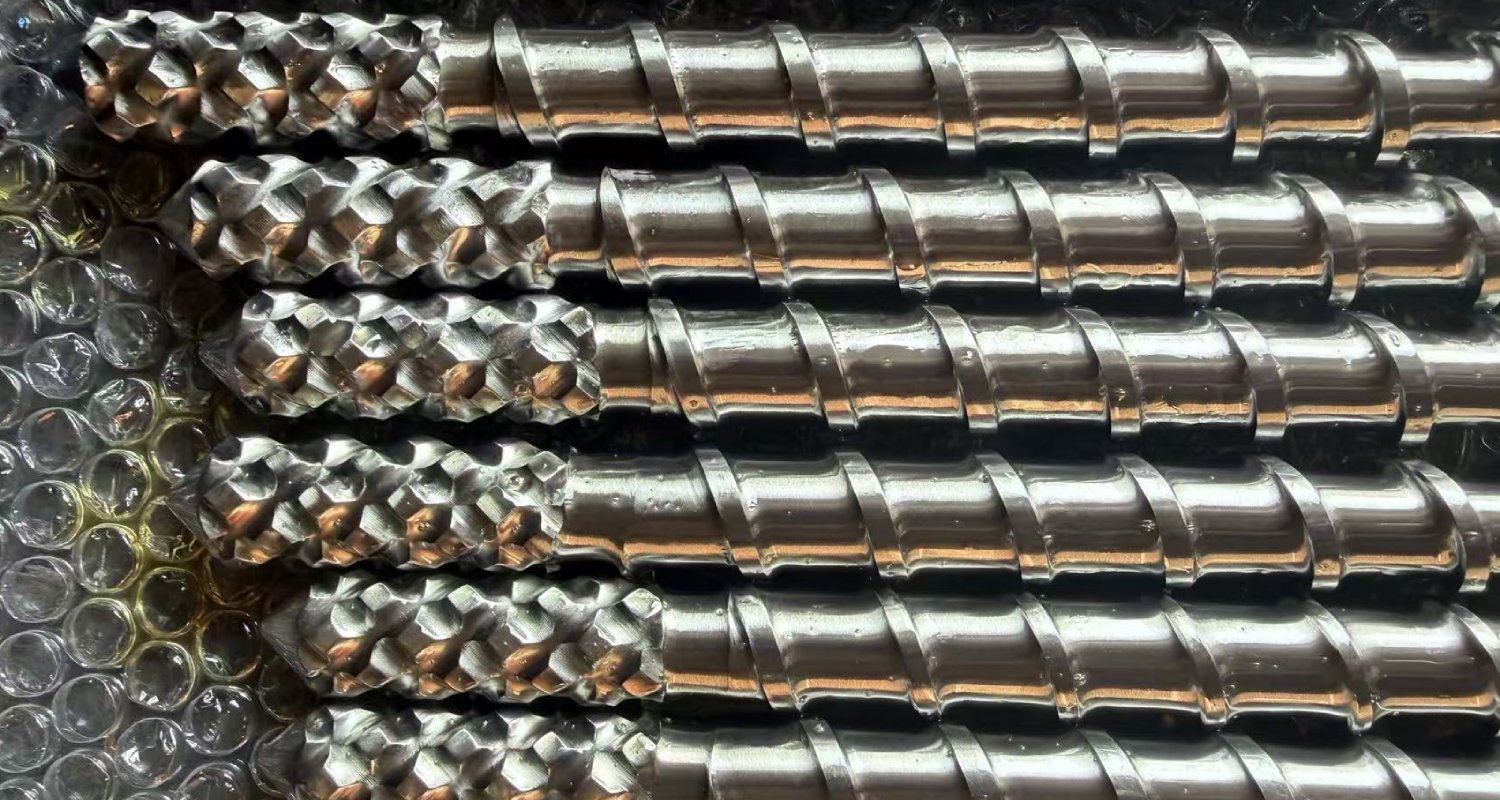 screw with mixing head